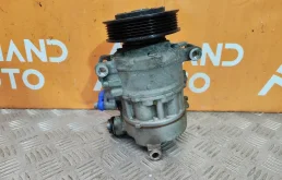 Компрессор кондиционера Audi A4 2011-2015 4M0820803 4 B8