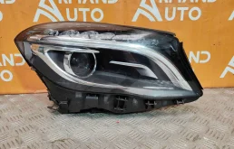 Фара Mercedes GLA-Class 2013-2017 A1569063200 X156, правая