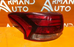 Фонарь внешний Mitsubishi Outlander 2015-2023 8330B173 3, левый