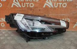 Фара Audi A4 2015-2020 8W0941774 5 B9, правая