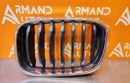 Решетка радиатора BMW X3 2017-2021 51137397465 G01, левая