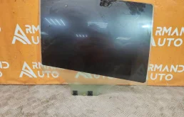 Стекло двери Renault Sandero 2013-2022 823005206R 2, заднее правое