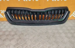 Решетка радиатора Skoda Rapid 2020-2023 60U8536689B9 2
