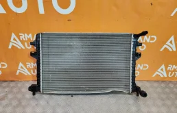 Радиатор двс дополнительный Volkswagen Golf 2012-2020 5Q0121251HS 7