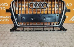 Решетка радиатора Audi Q5 2012-2017 8R0853651ST94 1 8R