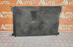 Радиатор кондиционера Audi Q7 2015-нв 4M0816421B 2 4M