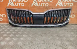 Решетка радиатора Skoda Octavia 2017-2020 5E0853653C041 3 A7 (5E)