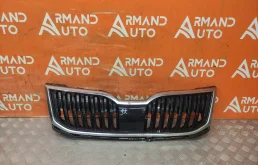 Решетка радиатора SKODA Octavia 2017-2020 5E0853653C041 3 A7 (5E)