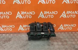 Коллектор впускной Ford Focus 2005-2011 1807950 2