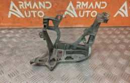 Кронштейн панели передней Mercedes C-Class 2014-2021 A2056221600 W205, левый