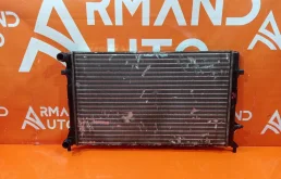 Радиатор двигателя (двс) Skoda Yeti 2014-2018 1K0121251CD 1