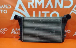 Интеркулер Skoda Octavia 2004-2013 1K0145803S 2 A5 (1Z)