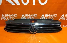 Решетка радиатора Volkswagen Passat 2014-2023 3G0853651BKZ B8