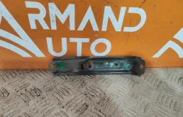 Кронштейн бампера центральный Mitsubishi Outlander 2012-2023 6400D977 3, передний