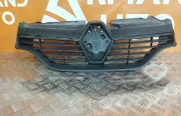 Решетка радиатора Renault Logan 2012-2018 623105727R 2
