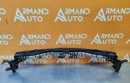 Кронштейн радиатора верхний Mercedes E-Class 2016-2023 A2136201701 W213