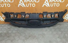 Решетка радиатора Hyundai Solaris 2010-2014 863511R000 1