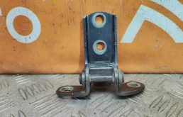 Петля двери нижняя Toyota Camry 2011-2018 6877052031 7 XV50, задняя правая