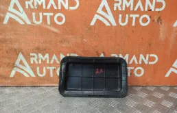 Накладка вентиляционной решетки багажника Lexus RX 2008-2015 6299748010 3 AL10, правая