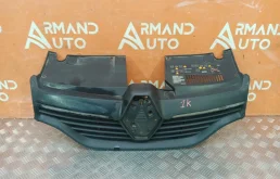 Решетка радиатора Renault Logan 2012-2018 623105727R 2