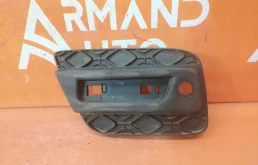 Решетка бампера Renault Sandero 2013-2022 850761319R 2, задняя правая