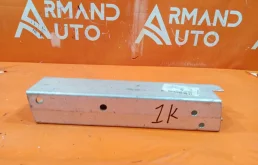 Кронштейн усилителя бампера Audi Q5 2008-2017 8R0807331B 1 8R, задний левый