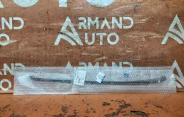 Кронштейн молдинга лобового стекла Ford Focus 2011-2015 2002777 3, правый