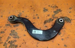Рычаг подвески Skoda Octavia 2013-2020 5Q0505323C 3 A7 (5E), задний