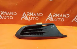 Решетка бампера Volkswagen Jetta 2010-2015 5C68536669B9 6, передняя правая