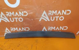 Накладка бампера верхняя Land Rover Discovery 2009-2016 DOE500020 4, задняя