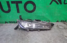 ПТФ Lexus RX 2019-2022 8121048060 4 AL20, правый