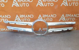 Накладка решетки радиатора Mercedes C-Class 2014-2018 A2058880160 W205