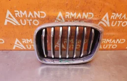 Решетка радиатора BMW X3 2017-2021 51137464931 G01, левая