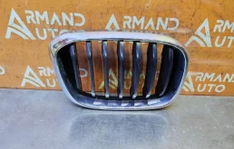 Решетка радиатора BMW X3 2017-2021 51137397466 G01, правая
