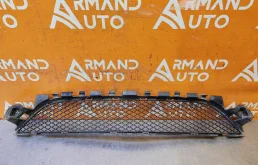 Решетка бампера Mercedes C-Class 2014-2021 A2058852123 W205, передняя