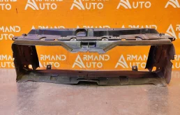 Воздуховод радиатора верхний BMW 3 series 2011-2020 51747255413 F30 F31