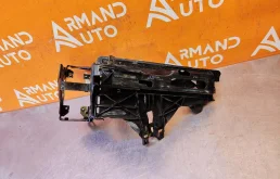 Кронштейн фары BMW 5 series 2009-2017 51647200794 F10 F11, правый