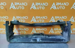 Воздуховод радиатора верхний BMW 3 series 2011-2020 51747255413 F30 F31