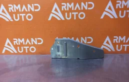 Кронштейн усилителя бампера верхний Mitsubishi Outlander 2012-2023 6400D581 3, передний левый