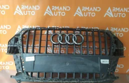 Решетка радиатора Audi Q3 2011-2014 8U0853651H1QP 1 8U