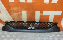 Решетка радиатора Mitsubishi ASX 2010-2013 6402A216 1 GA0
