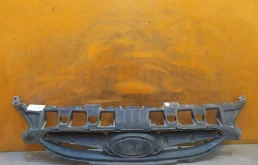 Решетка радиатора Hyundai Solaris 2010-2014 863511R000 1