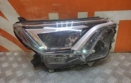 Фара Toyota RAV4 2015-2019 8114542680 4 CA40, правая