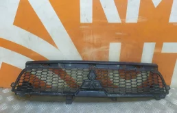 Решетка радиатора MItsubishi Outlander 2009-2013 6402A198 2 XL