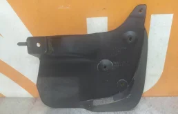 Брызговик Lexus LX 2007-2015 7662160160 3 URJ200, передний правый
