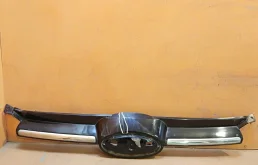 Решетка радиатора Ford Focus 2011-2015 2049686 3