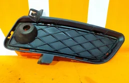 Решетка бампера BMW X3 2010-2014 51117249596 F25, передняя правая