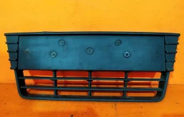 Решетка бампера Ford Focus 2011-2015 1718734 3, передняя