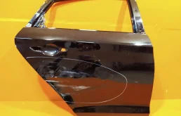 Дверь Hyundai Sonata 2014-2019 77004C1020 7 LF, задняя правая