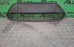 Решетка бампера Ford Focus 2008-2011 1520644 2, передняя